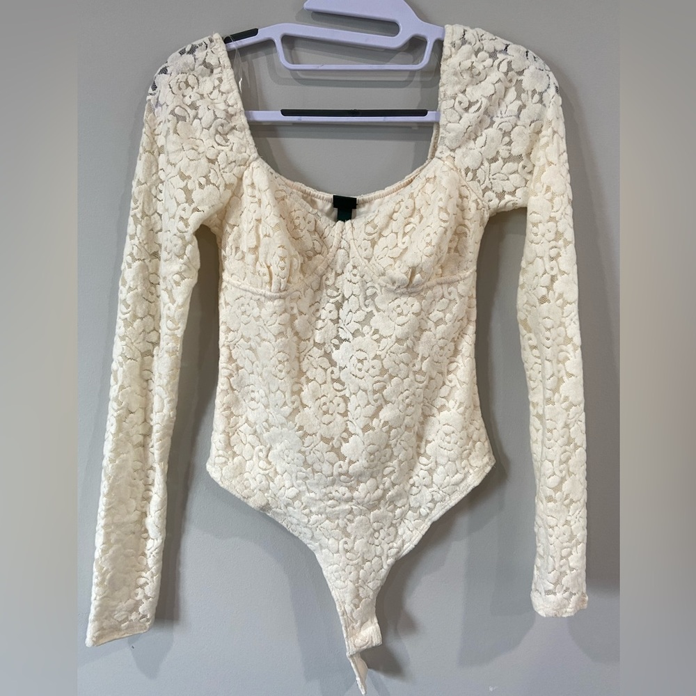 NWT Wild Fable Cream Floral Lace Bodysuit